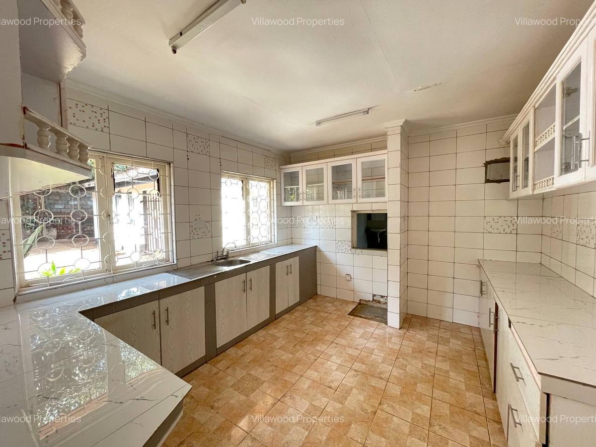 4 Bed House with En Suite in Kyuna - 7