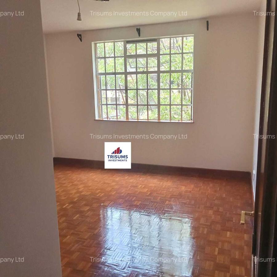 4 Bed Apartment with En Suite at Rhapta Road - 6