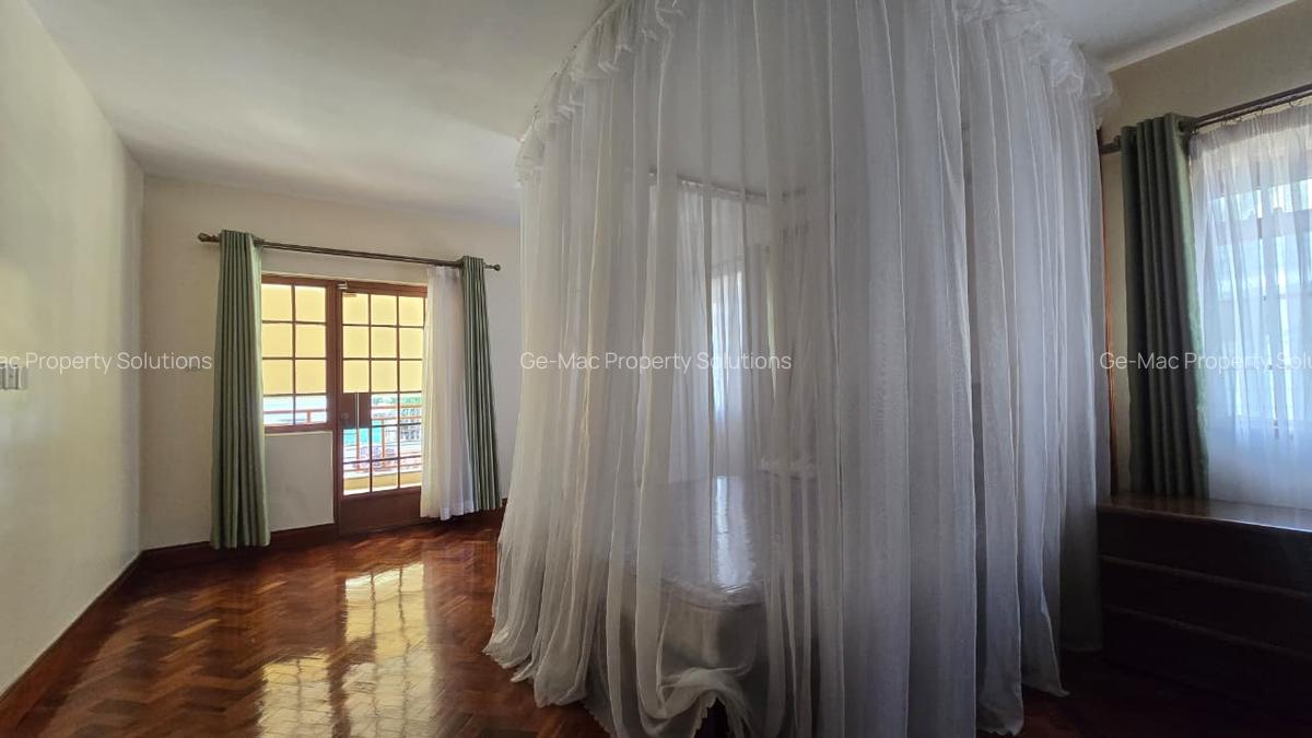 3 Bed Townhouse with En Suite in Karen - 4