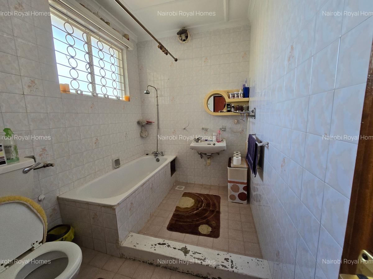 4 Bed House with En Suite at Ruaka Road - 10