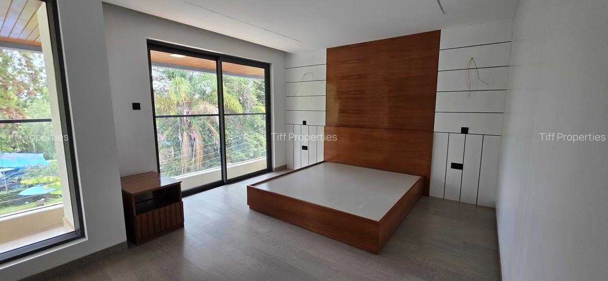 6 Bed Townhouse in Lavington - 10