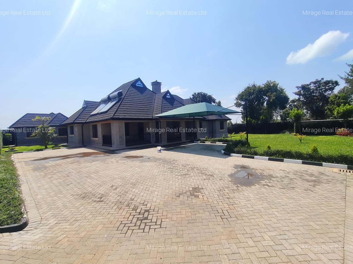 3 Bed House with En Suite in Cianda - 17