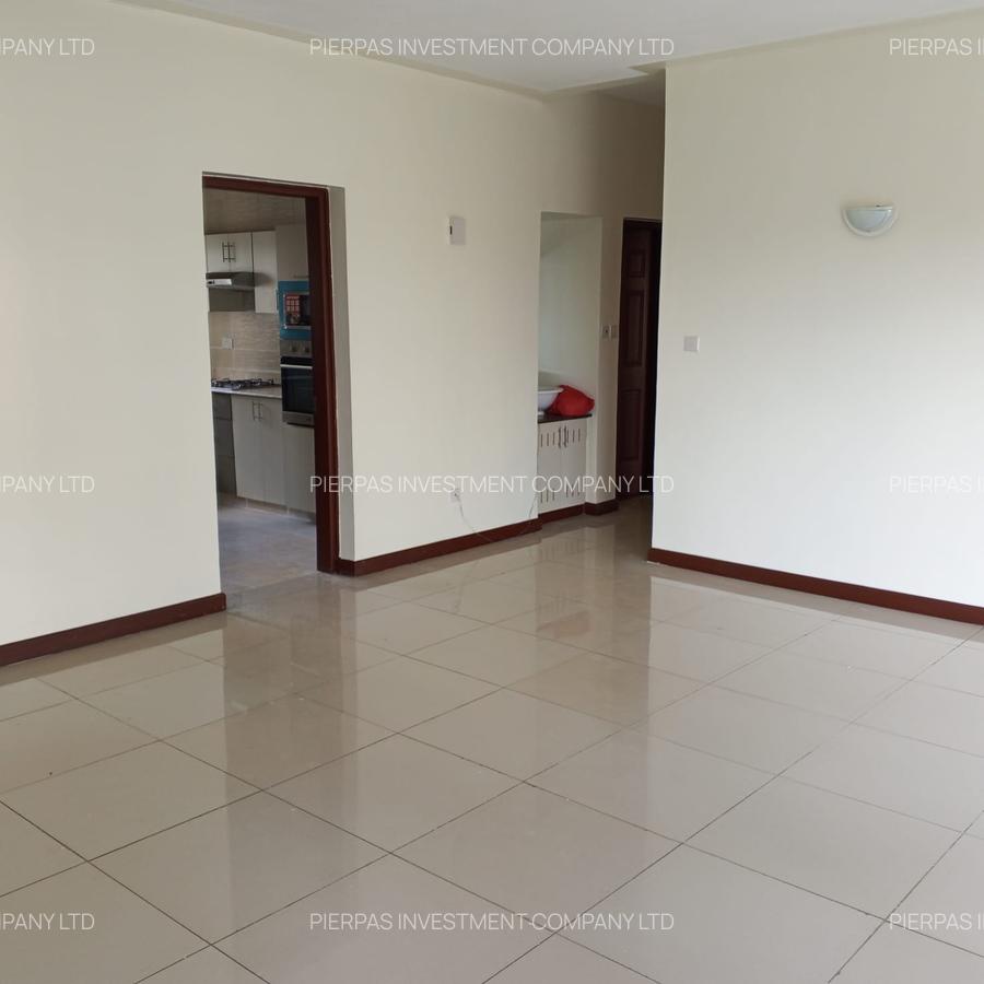 Serviced 3 Bed Apartment with En Suite in Westlands Area - 18