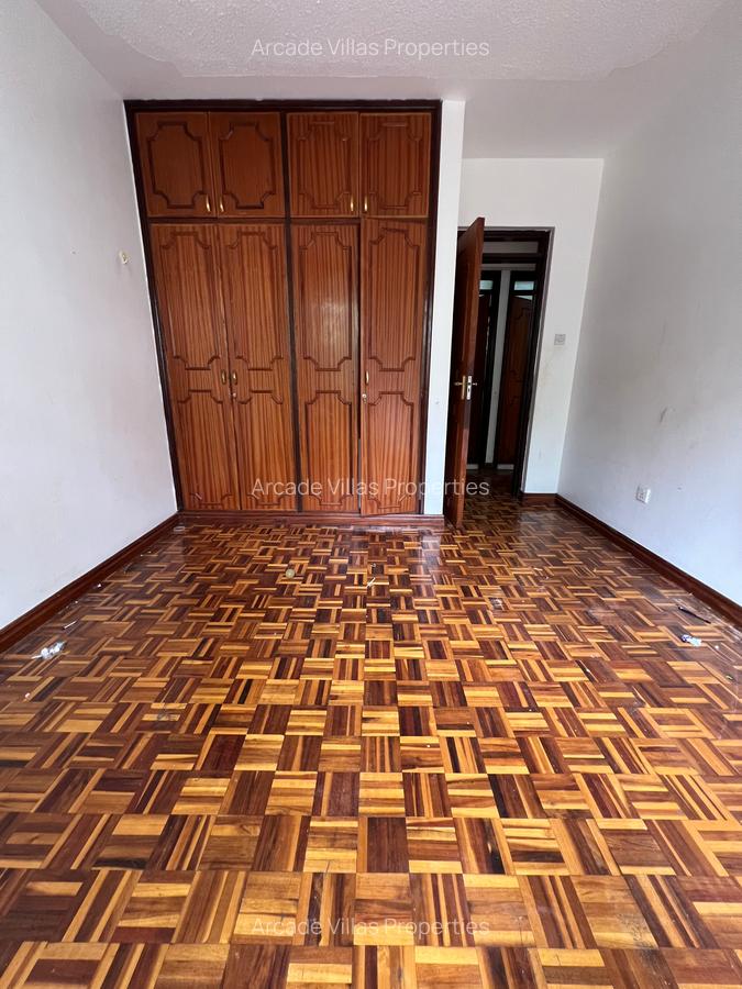 3 Bed Apartment with Swimming Pool in Kileleshwa - 7