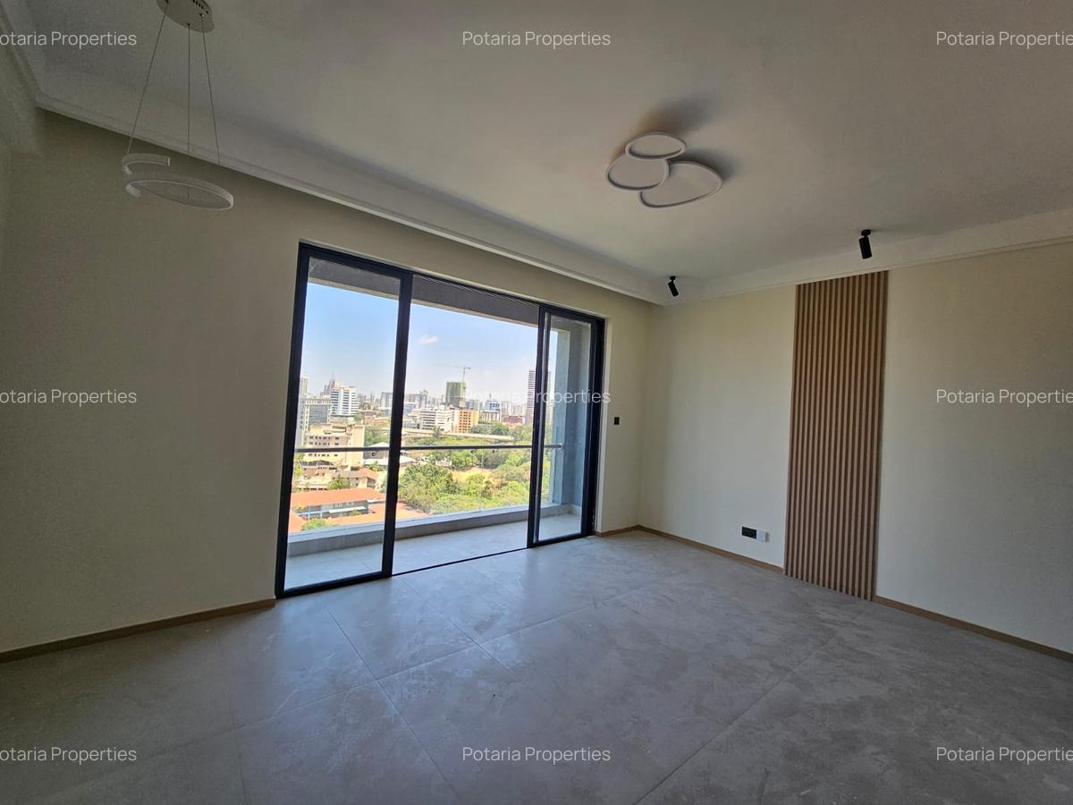 2 Bed Apartment with En Suite in Westlands Area - 3