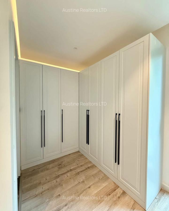 5 Bed Townhouse with En Suite at Chalbi Drive - 14