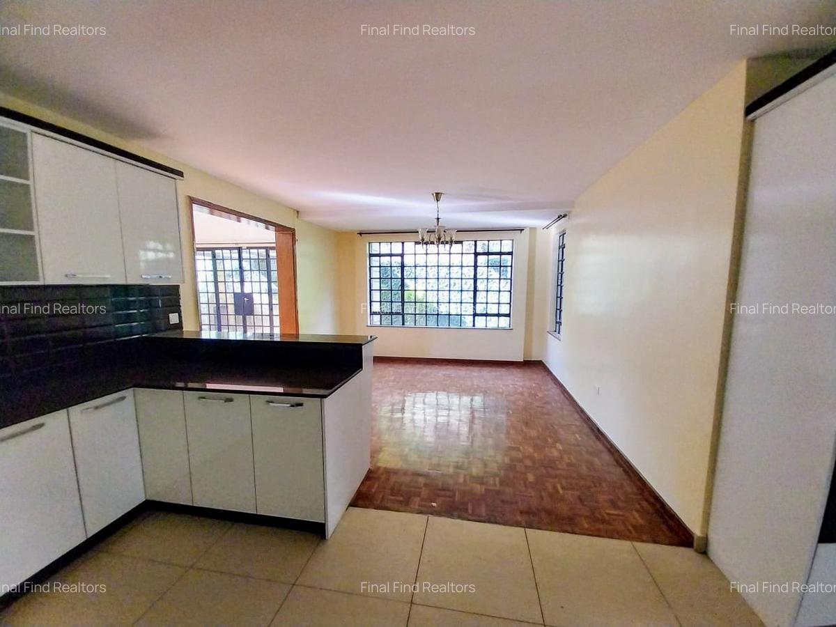 4 Bed House with En Suite in Kitisuru - 12