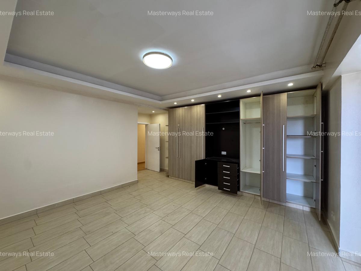 4 Bed Apartment with En Suite in Kileleshwa - 20