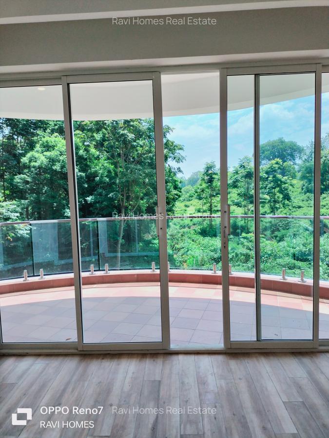 4 Bed Apartment with En Suite in Muthaiga - 5