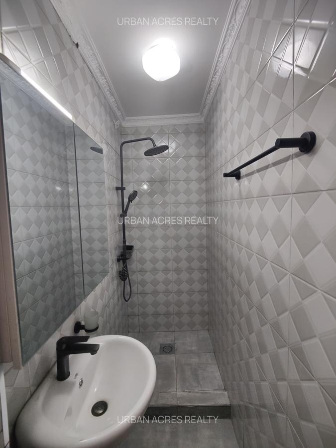 3 Bed Townhouse with En Suite in South C - 5