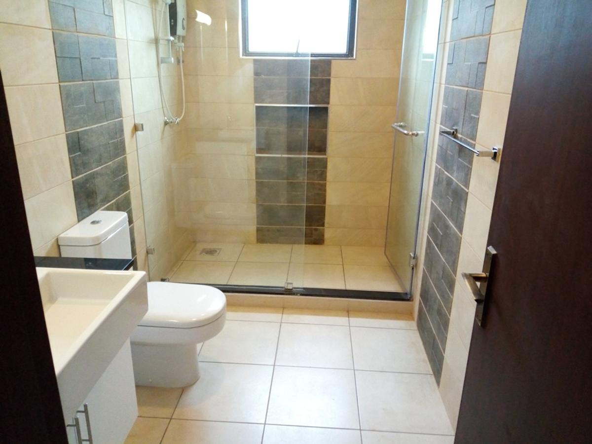 3 Bed Apartment with En Suite in General Mathenge - 13