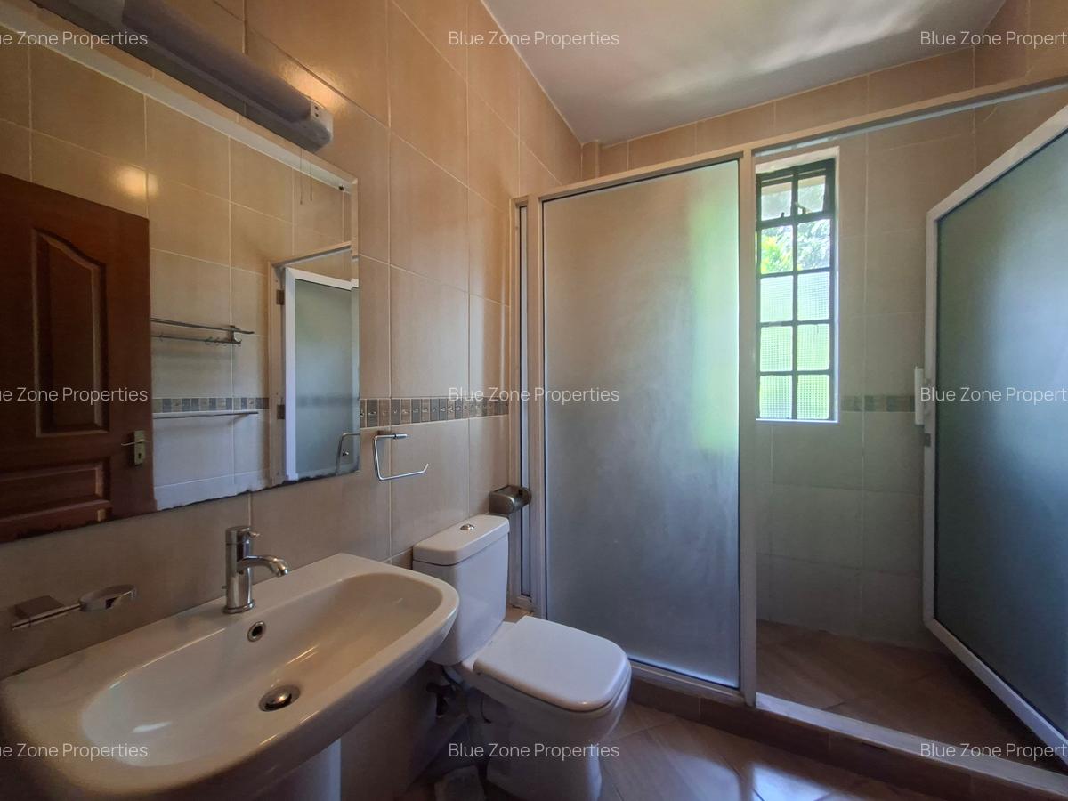 4 Bed Townhouse with En Suite at Muthaiga - 16