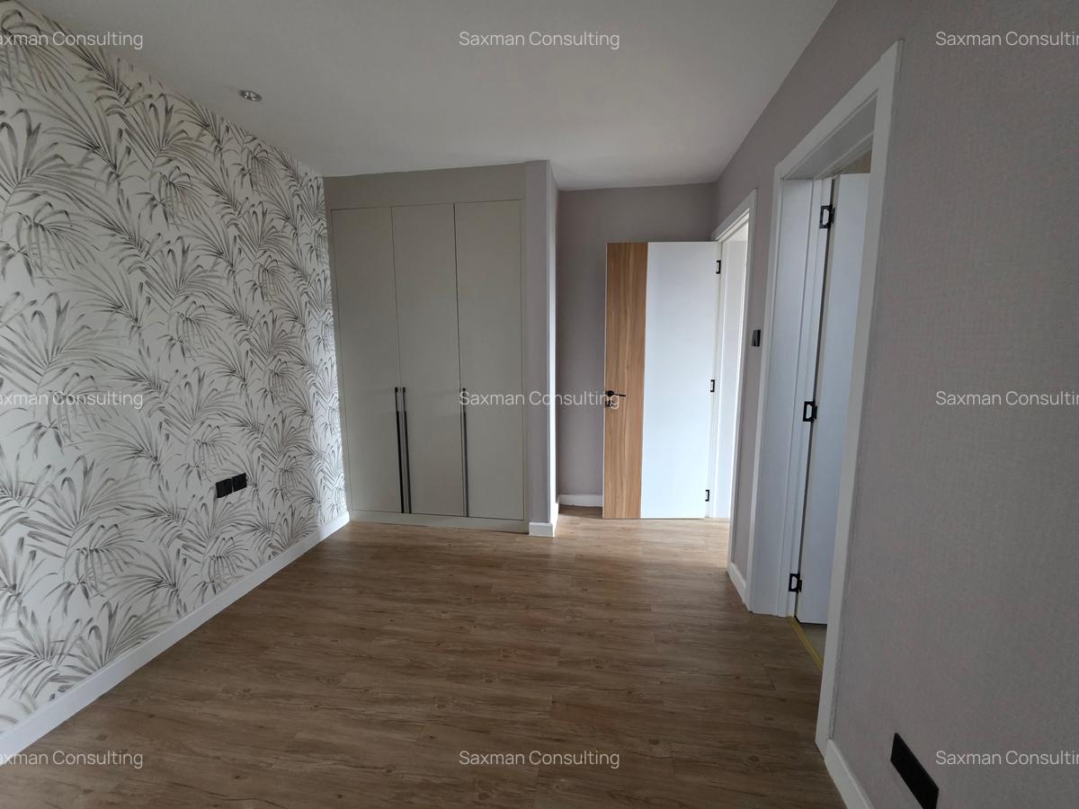 3 Bed Apartment with En Suite in Westlands Area - 19