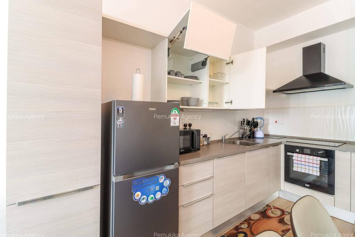 Serviced 2 Bed Apartment with En Suite in Westlands Area - 7
