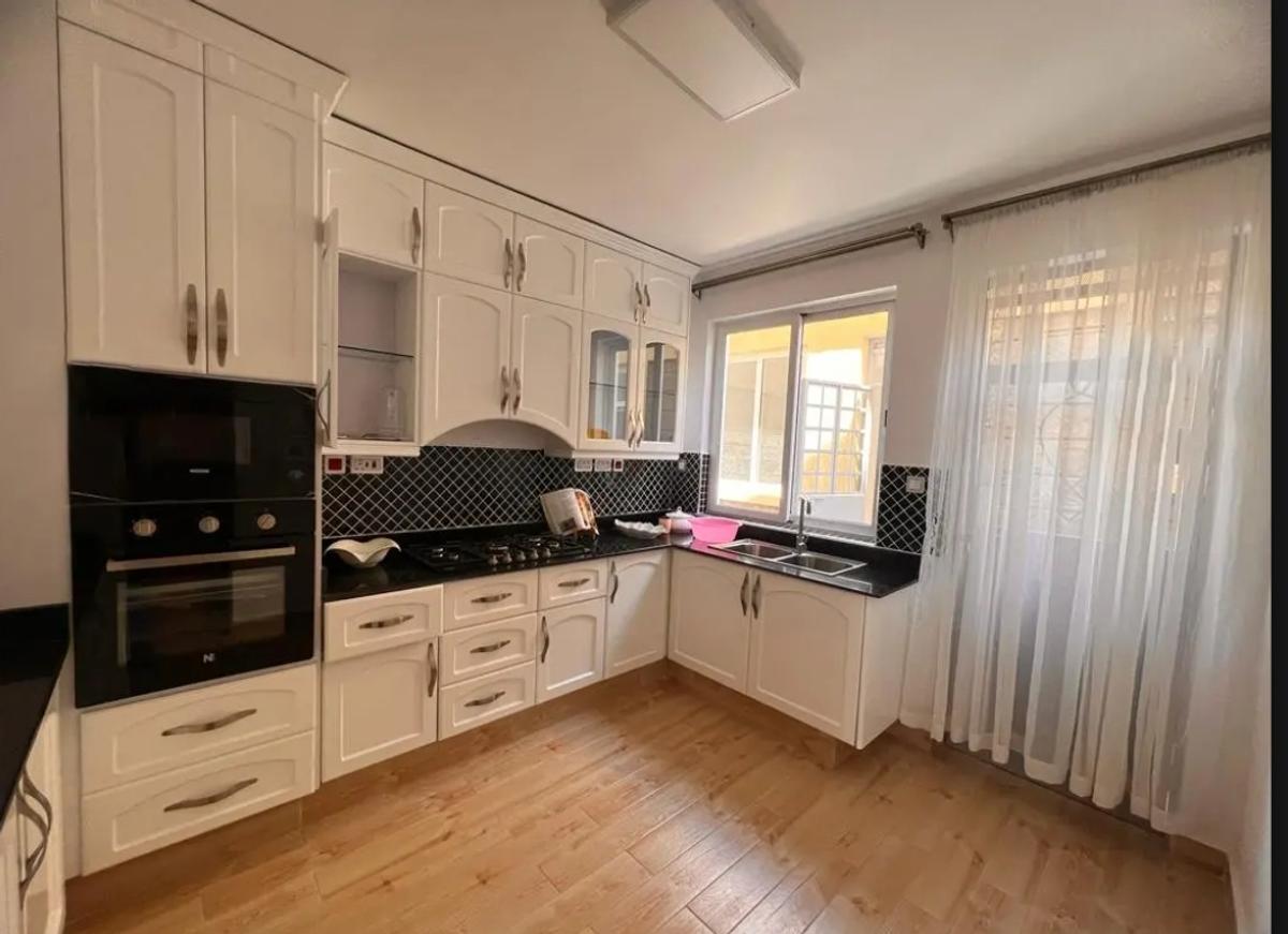 Four-bedroom homes with detached DSQ (en-suite) in Kitengela, Kajiado County - 11