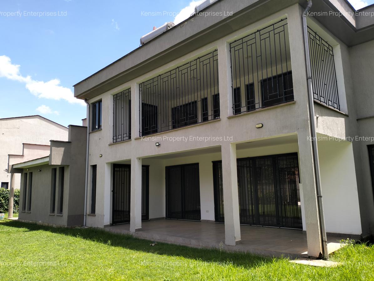 6 Bed Townhouse with En Suite in Lavington - 6