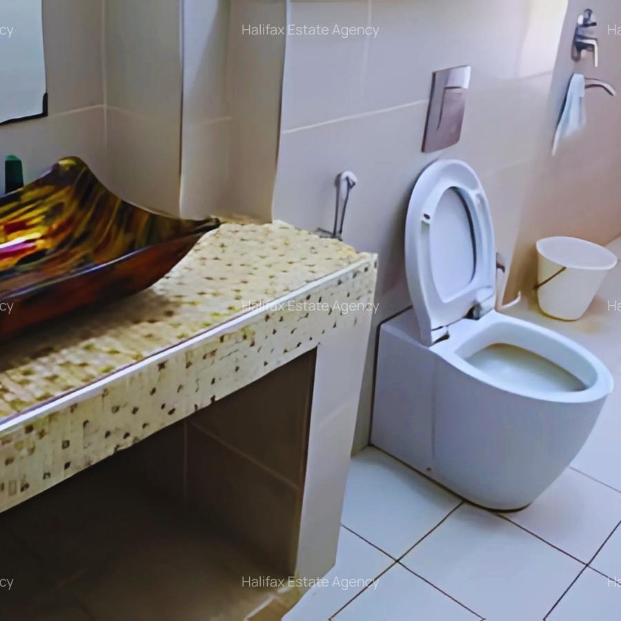 7 Bed Villa with En Suite in Runda - 6