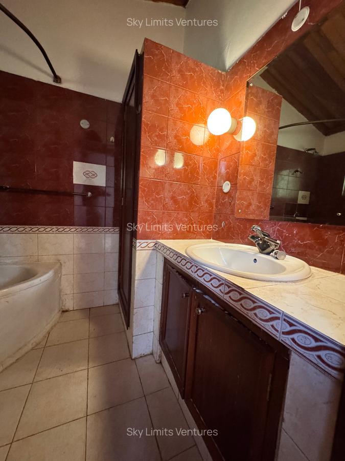 4 Bed Townhouse with En Suite in Kilimani - 18