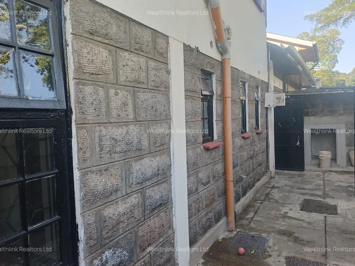 3 Bed Townhouse with En Suite at Muteero - 8