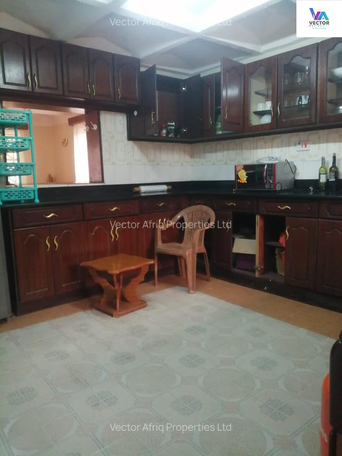 5 Bed Townhouse with En Suite in Syokimau - 18