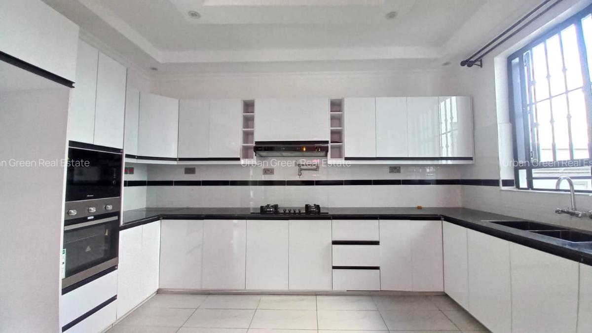 3 Bed House with En Suite at Mugutha - 5