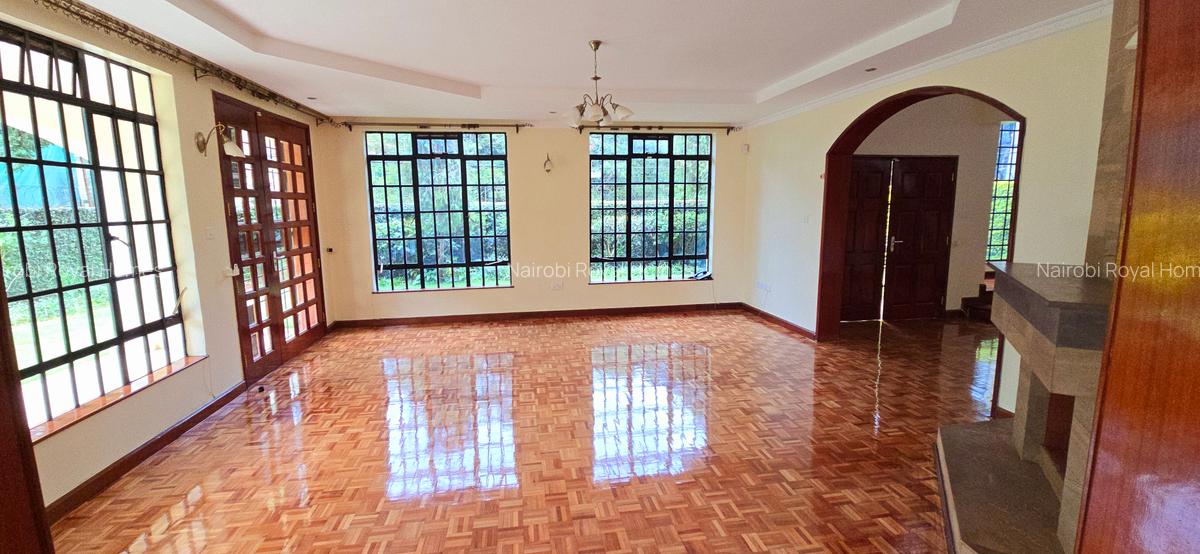 4 Bed Townhouse with En Suite at Chalbi Drive - 20