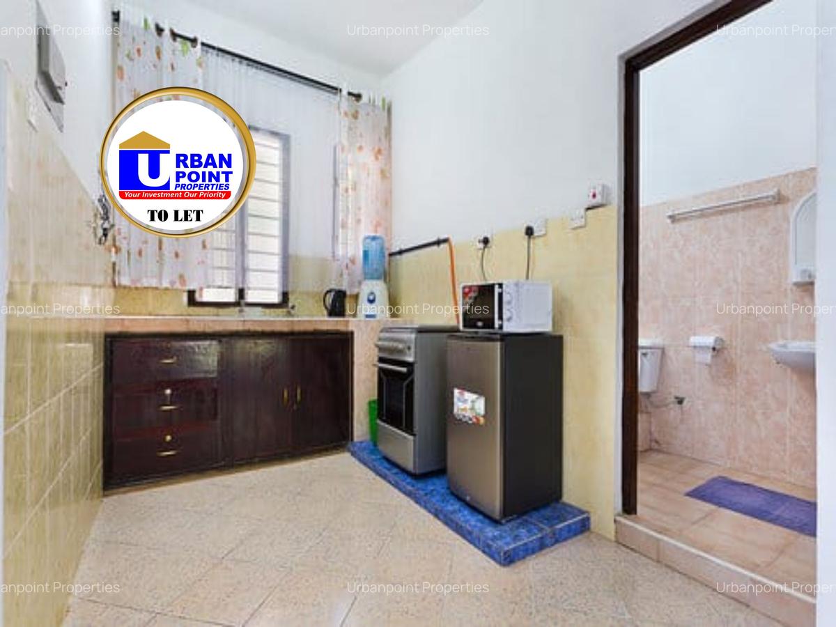 1 Bed House with En Suite at Shimba Road - 2