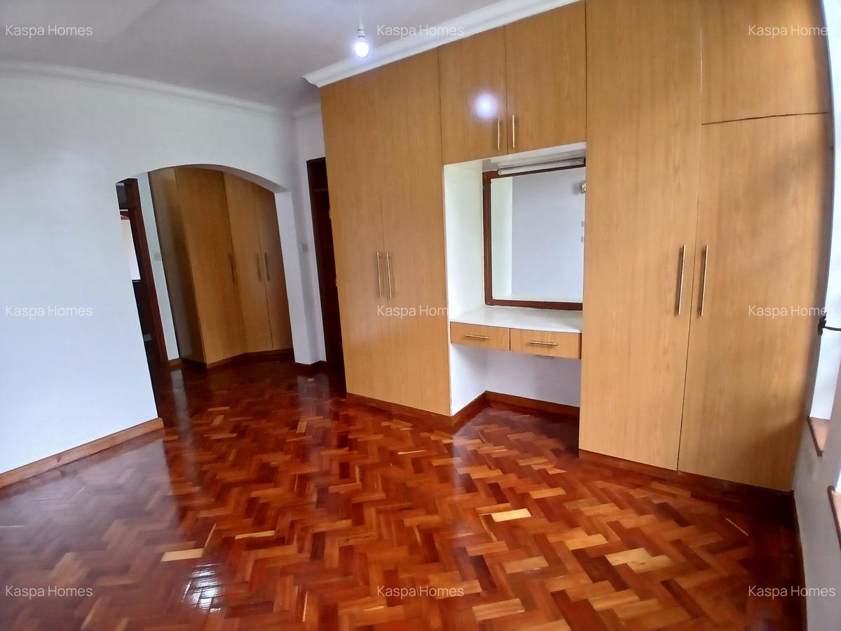 4 Bed House with En Suite in Karen - 9