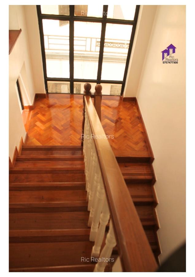 5 Bed Townhouse with En Suite in Ngong - 12