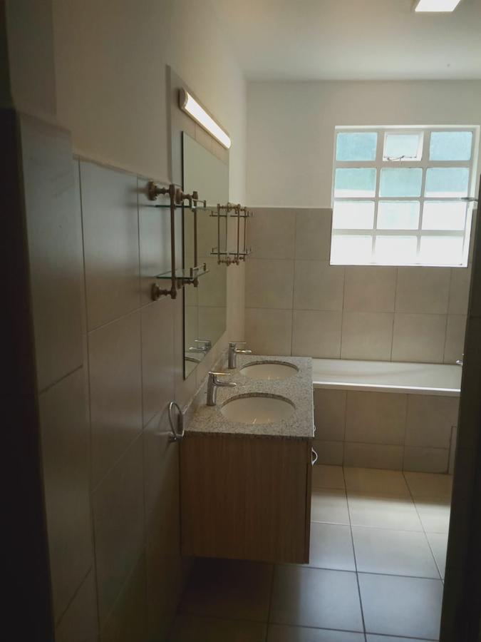 3 Bed Apartment with En Suite in Lavington - 5