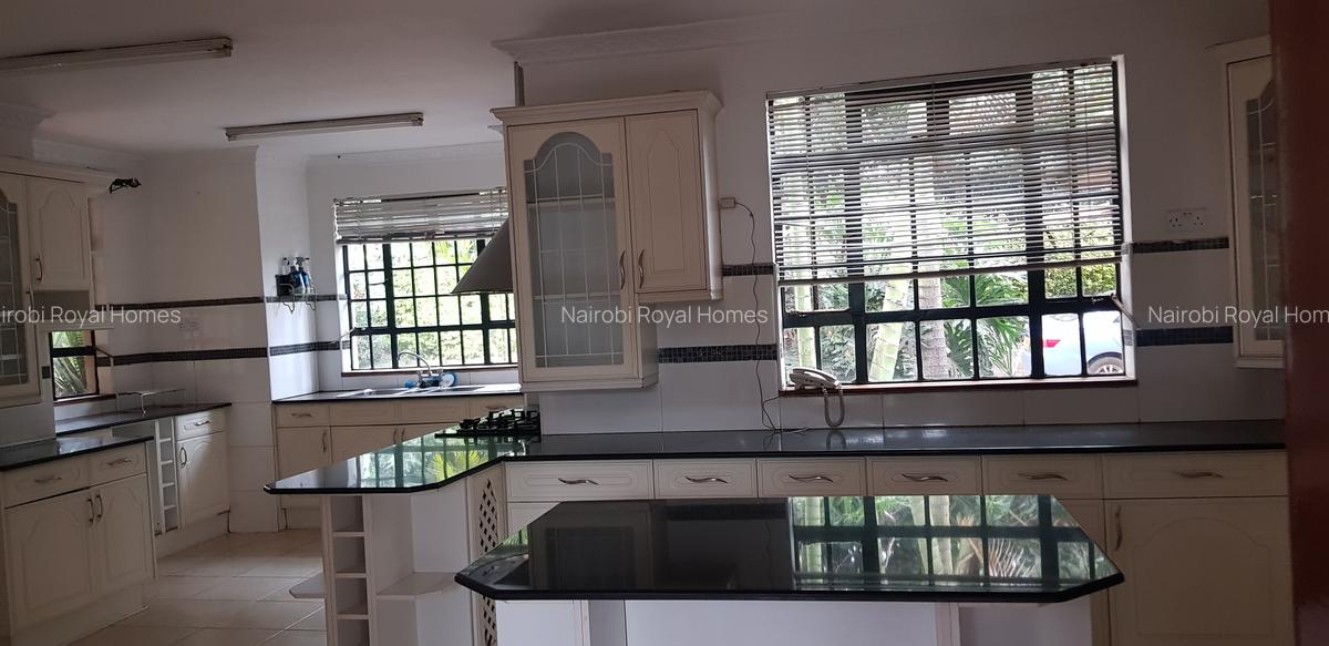 4 Bed Townhouse with En Suite at Runda Evergreen - 6