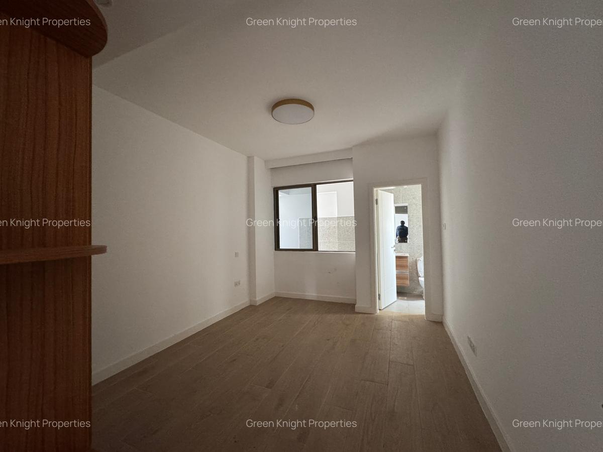 Serviced 4 Bed Apartment with En Suite in Kileleshwa - 8