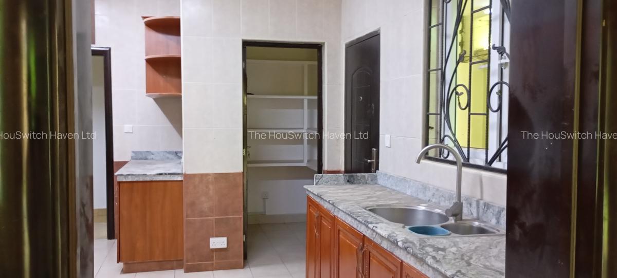 5 Bed Townhouse with En Suite at Off Isaac Gathanju Rd - 7