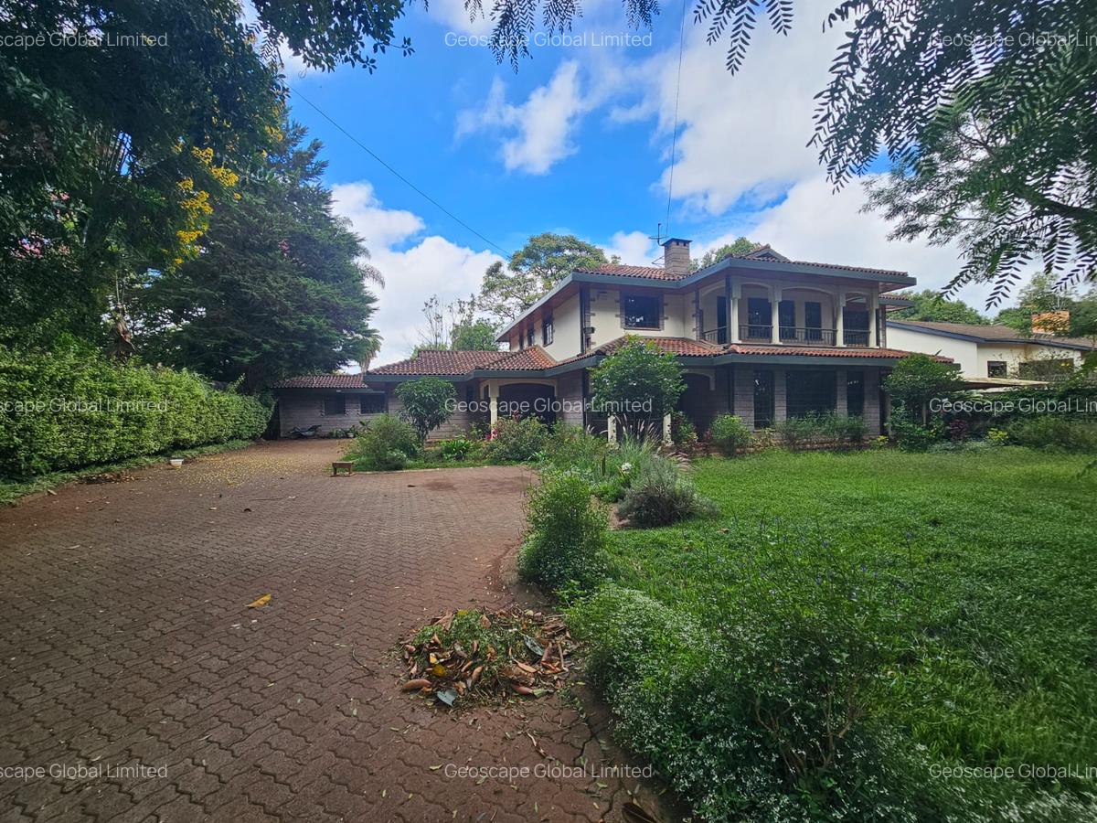 5 Bed House with En Suite in Nyari - 2