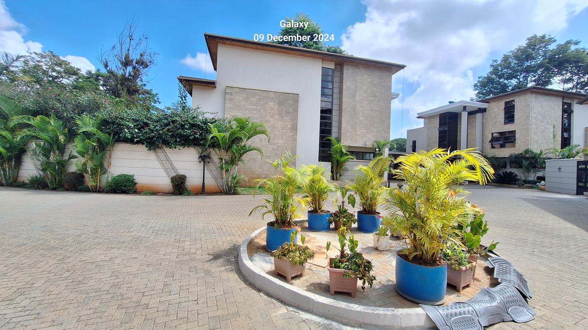 5 Bed Townhouse with En Suite at Mzima Springs. - 3