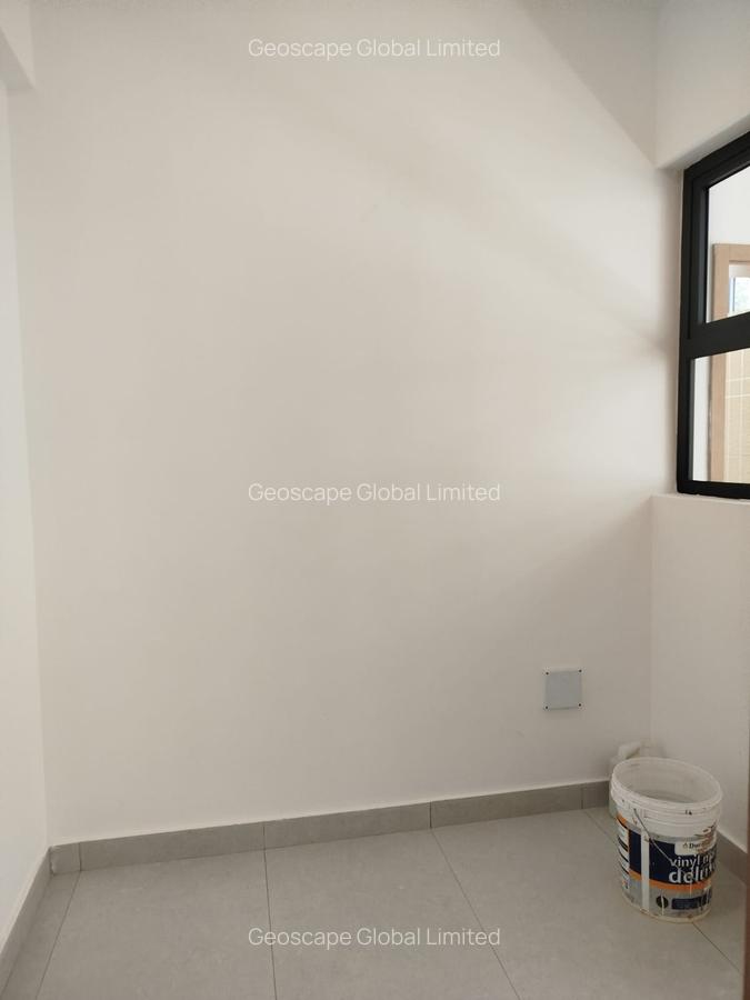 3 Bed Apartment with En Suite in Brookside - 11