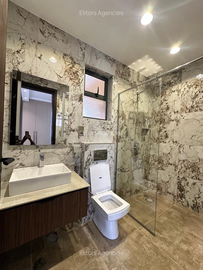 2 Bed Apartment with En Suite at Brookside Drive - 10
