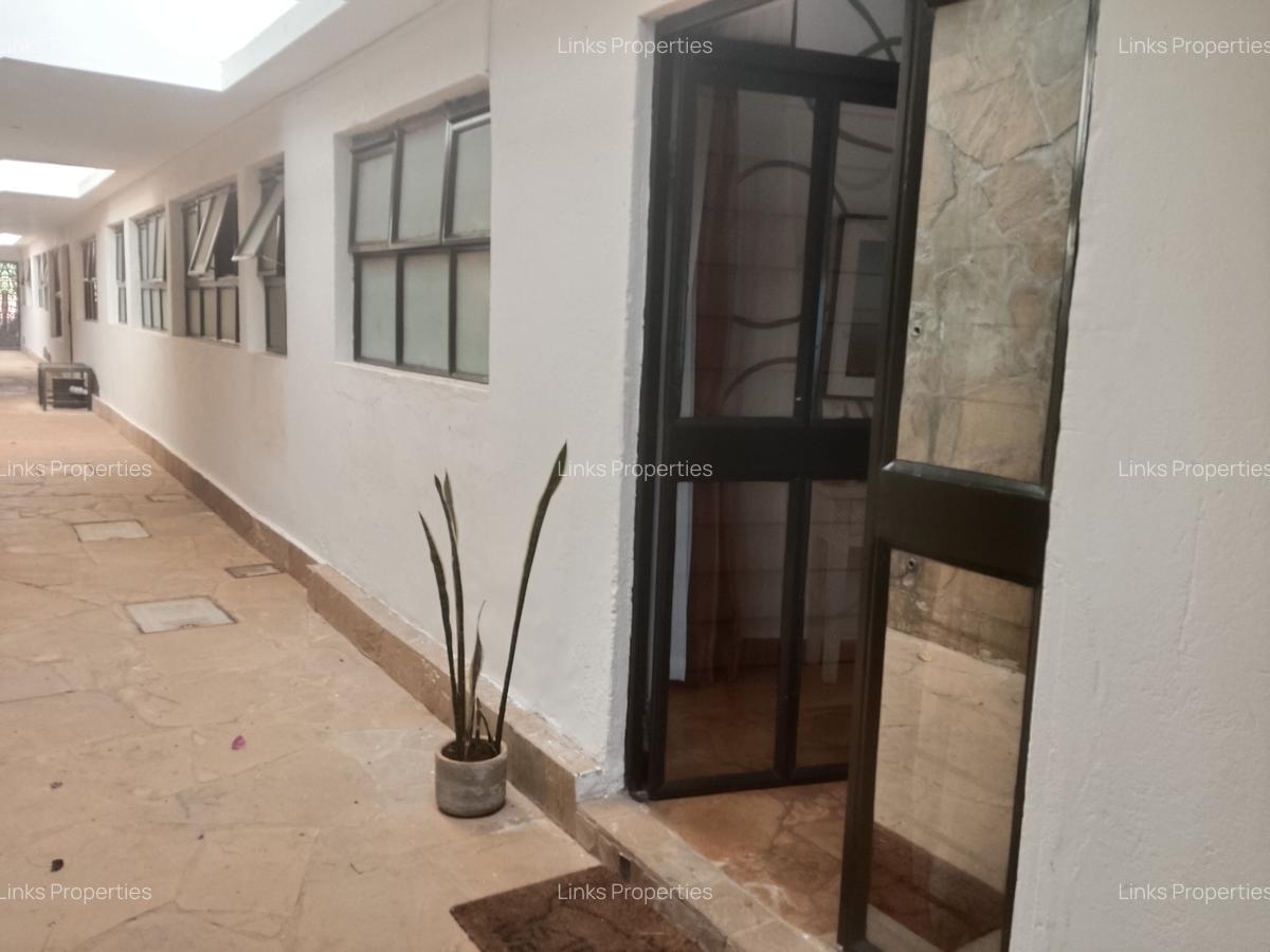 3 Bed House with En Suite at Karen - 5