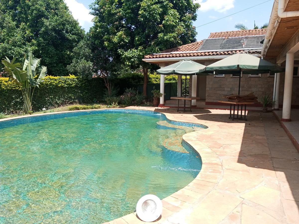 5 Bed Villa with Swimming Pool in Runda - 5