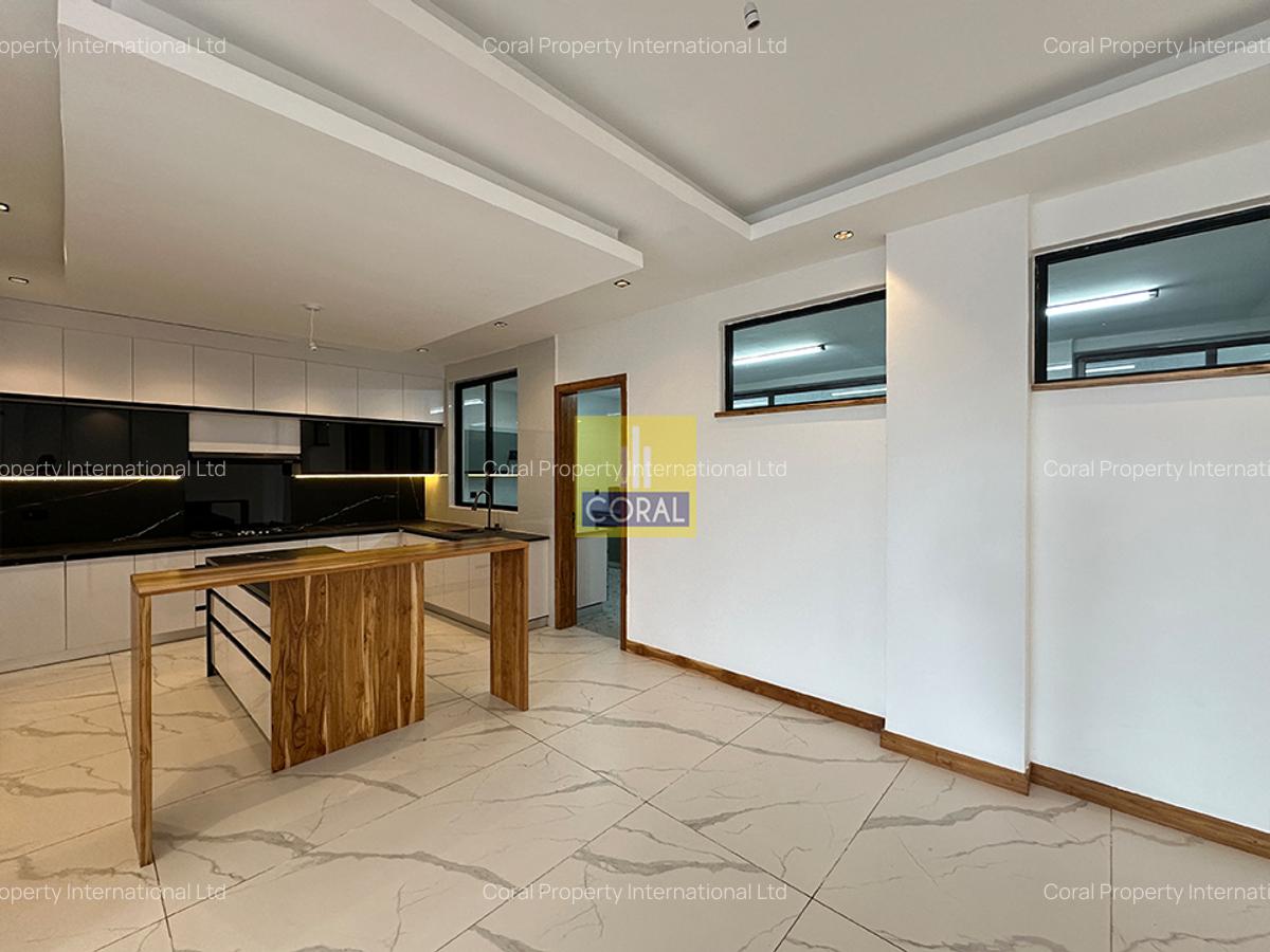 4 Bed Apartment in Westlands Area - 3