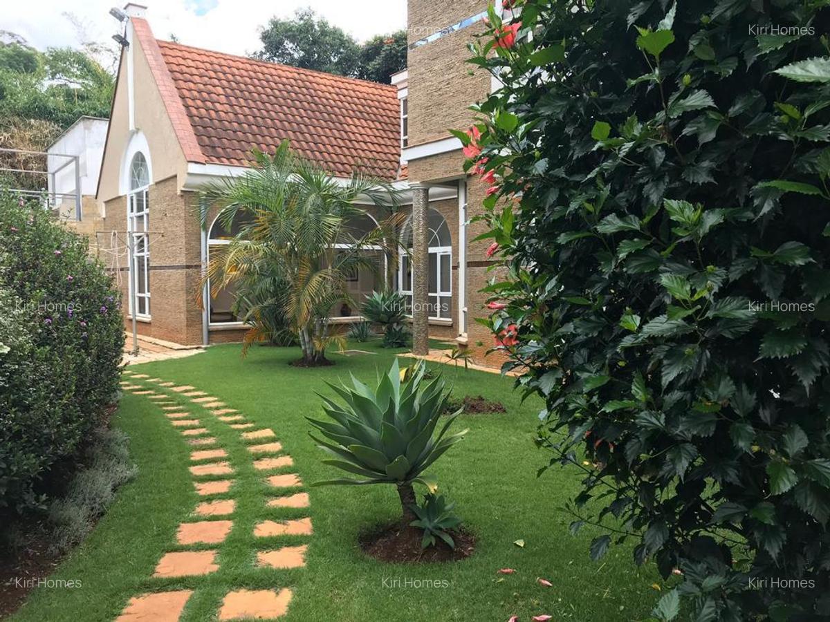 6 Bed Townhouse with En Suite in Muthaiga - 19
