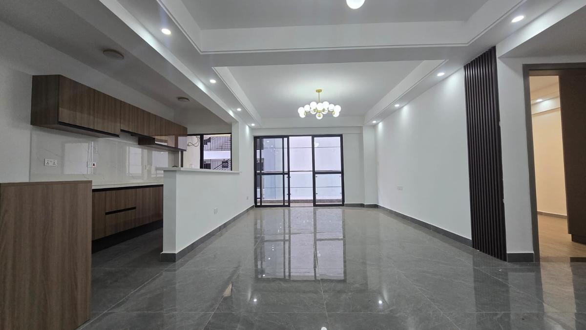 3 Bed Apartment with En Suite in Riverside - 17
