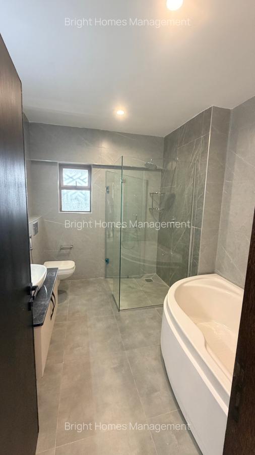 3 Bed Apartment with En Suite in Kileleshwa - 12
