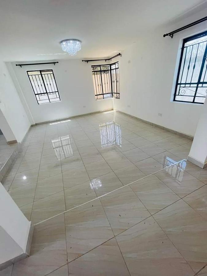 5 Bed Townhouse with En Suite in Kitengela - 2