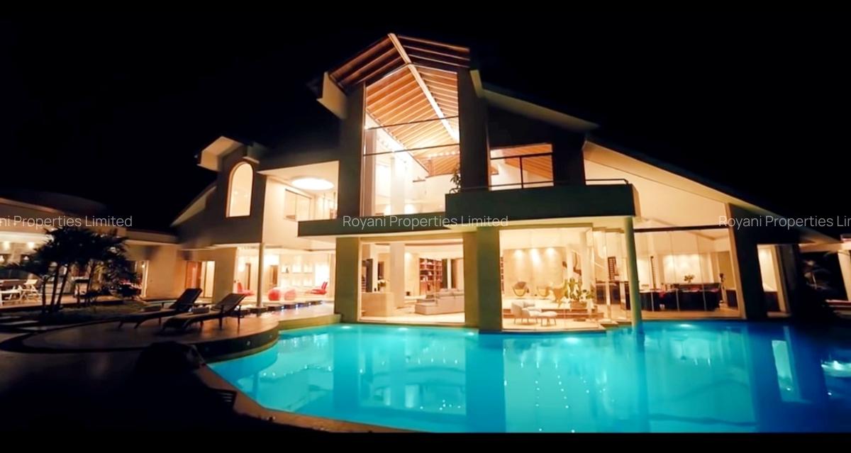 7 Bed Villa with En Suite in Kitisuru - 15