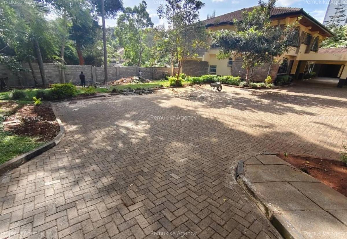 7 Bed House with En Suite in Kileleshwa - 4