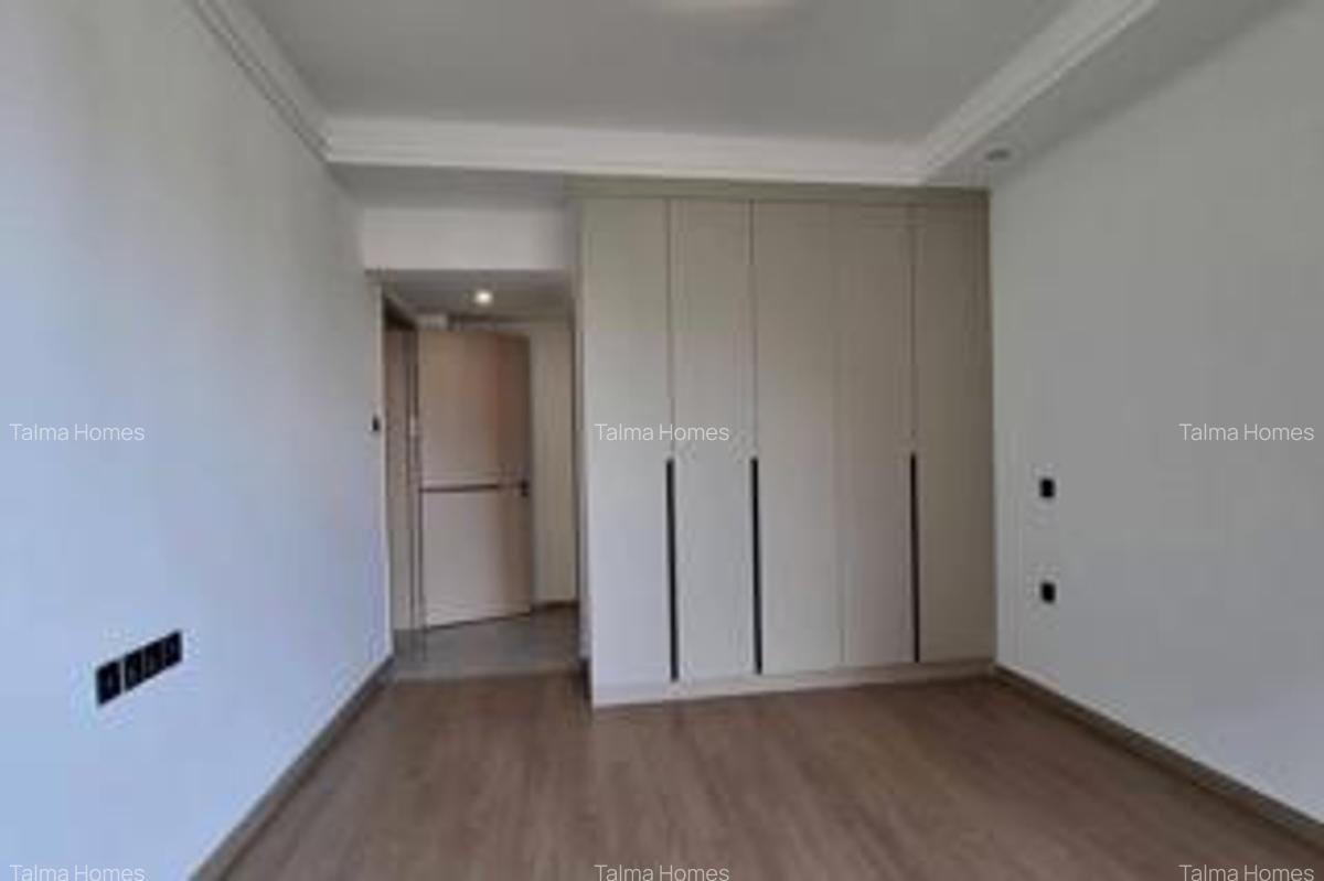 2 Bed Apartment with En Suite at Riverside Drive - 7