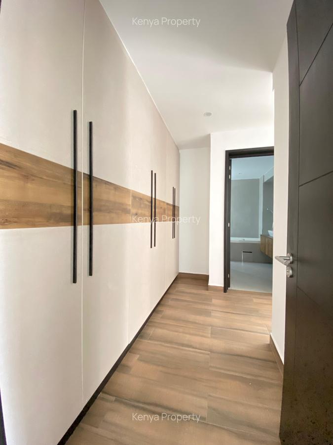 4 Bed Apartment with En Suite at General Mathenge - 10