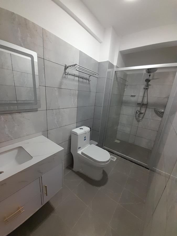 2 Bed Apartment with En Suite at Ole Dume Road - 17