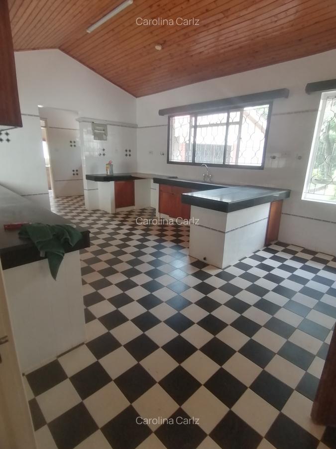 5 Bed House with En Suite at Gigiri Close To The Un - 7